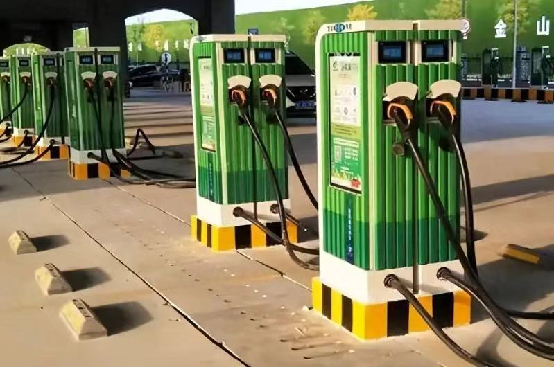 ��̼���������Ӫ���׮��ɫ����������